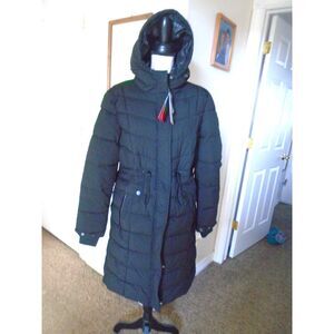 Spyder quilted puffer coat Size Medium New With Tags